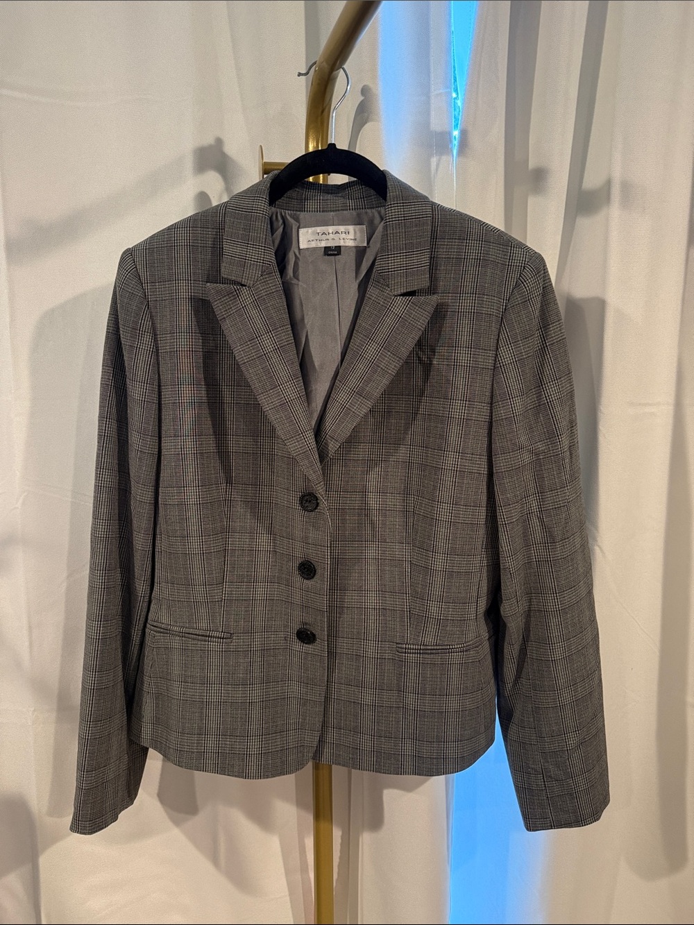 Tahari Gray Glen Plaid Classic Tailored Blazer 12 three button jacket